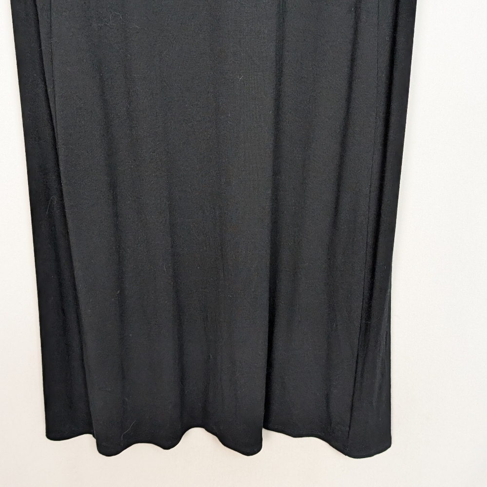 EILEEN FISHER Sz M Black Stretch Knit Shift Dress V Neck 3/4 Sleeves Knee Length - Picture 8 of 13